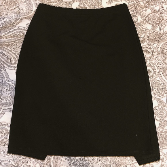 Black Midi Skirt - Picture 2 of 4